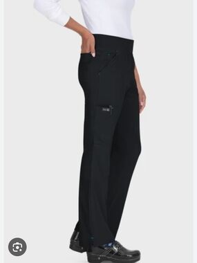 Black Straight-Leg Scrub Pants with Cargo Pocket